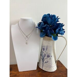 Hamsa Hand & Crescent Moon Necklace – NWOT